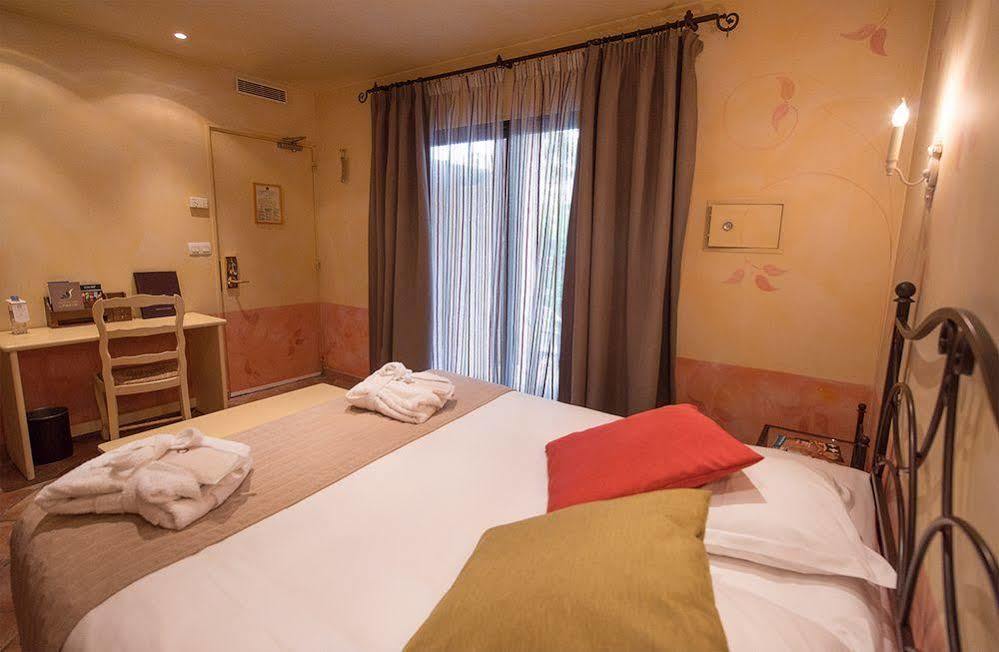 Castel 'provence Hotel